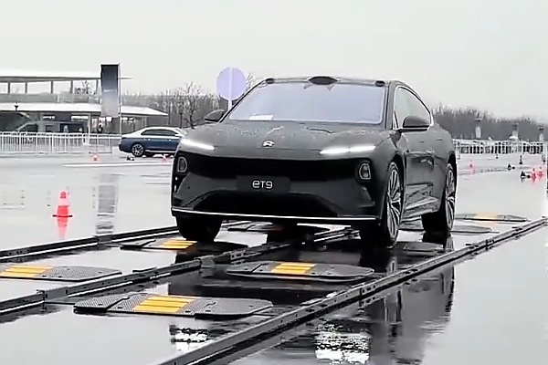 Chinese NIO ET9 Goes Against BMW 7 Series And Audi A8 In A Suspension Test With Shocking Results - autojosh 