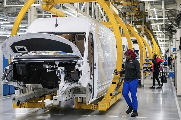 5 Millionth Mercedes-Benz Sprinter Rolls Off The Assembly Line - Handed Over To FedEx - autojosh 