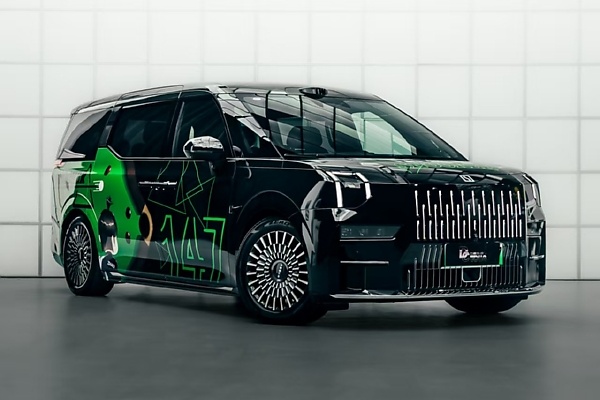 Chinese Professional Snooker Player Rode In A Customized Zeekr 009 Minivan On The Road To Victory - autojosh 