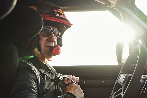 Defender Dakar D7X‑R Prototype Completes First Test In Sahara Desert Ahead Of 2026 Dakar Rally - autojosh 