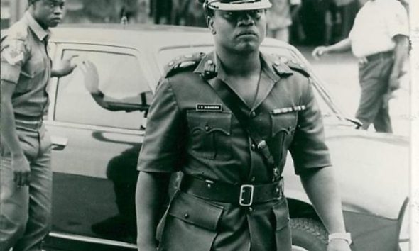 Throwback : Ibrahim Babangida Alighting From His Nigeria-assembled Official Car, Peugeot 504 - autojosh