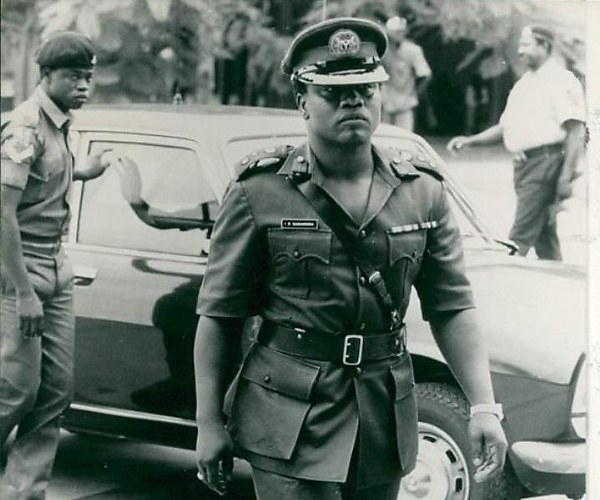 Throwback : Ibrahim Babangida Alighting From His Nigeria-assembled Official Car, Peugeot 504 - autojosh
