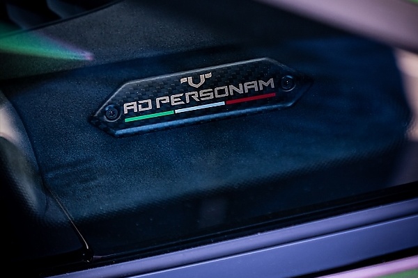 This Lamborghini Revuelto Features A Chameleonic Paint Finish That Flows From Green To Violet To Blue - autojosh 