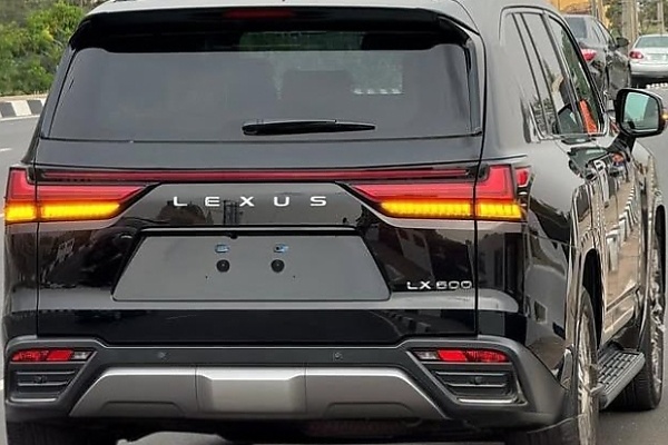 Nigerian Dealership Explains Why Lexus LX 600 Cost ₦100m More Than The Toyota Land Cruiser 300 - autojosh 