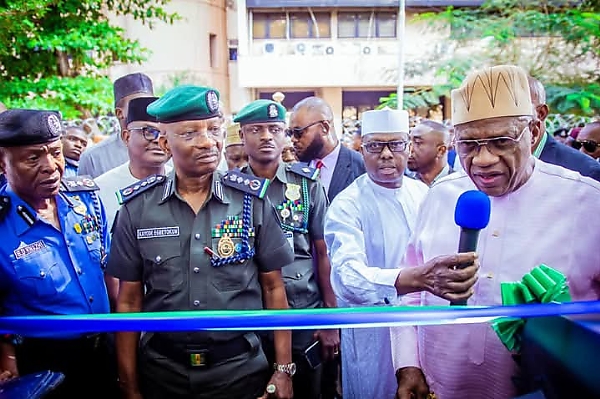 Ministry of Police Affairs Donates Light Tactical Armoured Vehicles (LTAVs) To Nigeria Police Force - autojosh 