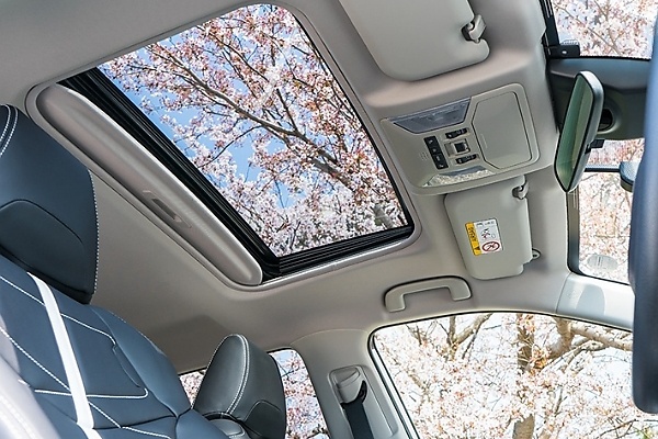 This Head-tuning ‘Mitsuoka Buddy’ Is A Toyota RAV4 SUV In Disguise - autojosh 