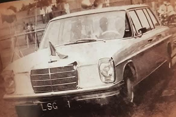 Mercedes-Benz W114 Limousine, Official Car Of Brig. Gen Mobolaji Johnson As Governor of Lagos State - autojosh