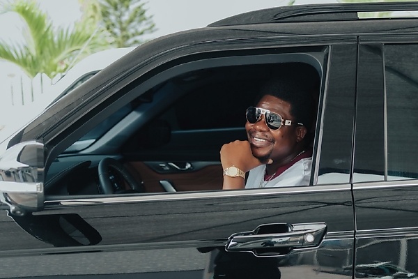 Comedian Mr Macaroni Renews Ambassadorship Deal With Mikano Motors, Receives Changan CS95 SUV - autojosh 