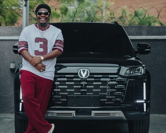 Comedian Mr Macaroni Renews Ambassadorship Deal With Mikano Motors, Receives Changan CS95 SUV - autojosh
