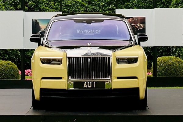 Phantom Goldfinger Makes Public Debut As Part Of Activities To Mark Nameplate’s 100th Anniversary - autojosh