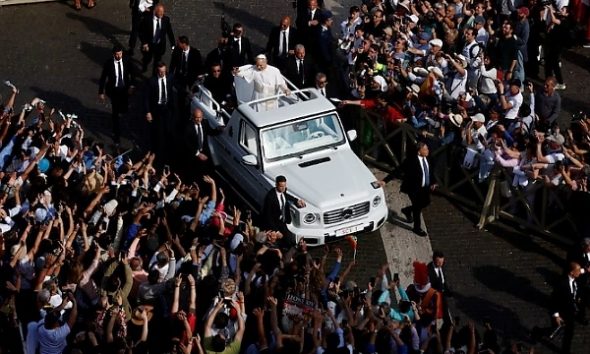 Photo News : Moment Pope Leo XIV Arrives On Popemobile For His Inaugural Mass - autojosh