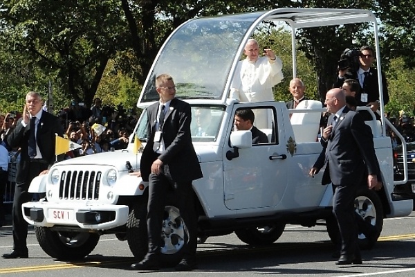 13 Interesting Facts About The Popemobile You Probably Never Knew - autojosh