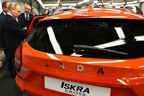 Amid International Sanctions, Sales Of New Vehicles In Russia Plunge 27% Between January-April 2025 - autojosh
