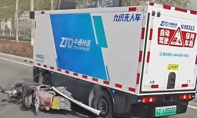 Video : Cabinless Self-driving Delivery Van Drags A Scooter Along The Road In China - But Who Is At Fault? - autojosh