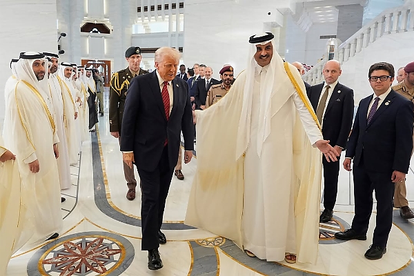 Two Tesla Cybertruck Patrol Vehicles Escorted Trump’s Armored Limo During His Visit To Qatar - autojosh 