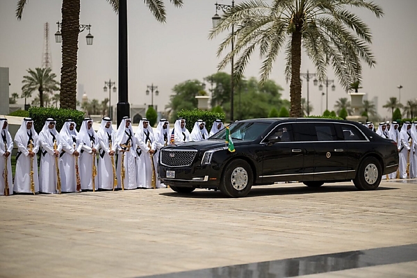 Watch : Saudi Royal Guard On Horses Escorts US President’s Armored Beast To The Royal Court - autojosh 