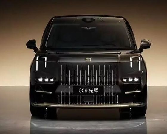 Zeekr 009 Grand Collector’s Edition Boasts ‘24K Pure Gold’ Badges At The Front, Rear And Wheel Hubs - autojosh