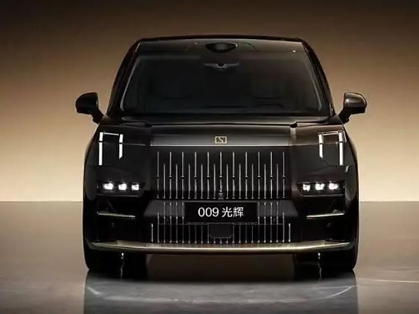 Zeekr 009 Grand Collector’s Edition Boasts ‘24K Pure Gold’ Badges At The Front, Rear And Wheel Hubs - autojosh