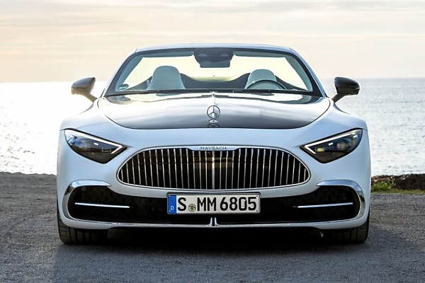 Davido Acquires Open-top Mercedes‑Maybach SL 680 “White Ambience” - autojosh 