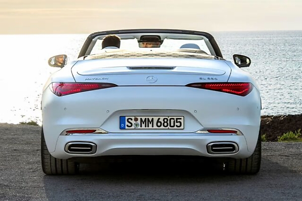 Davido Acquires Open-top Mercedes‑Maybach SL 680 “White Ambience” - autojosh 