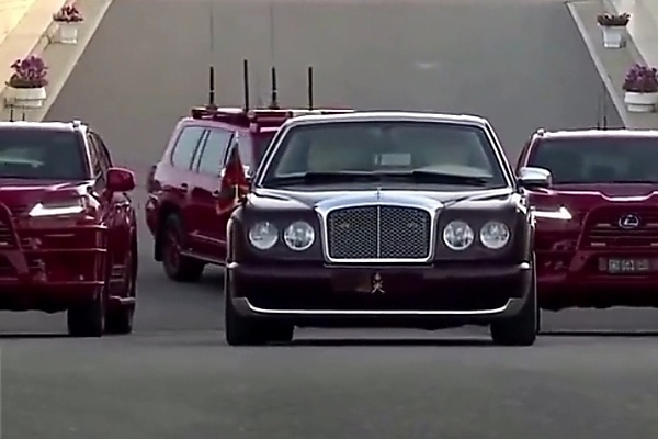 Check Out The Convoy Of Red Customized Lexus SUVs Surrounding Sultan Of Oman’s Bentley Arnage - autojosh 