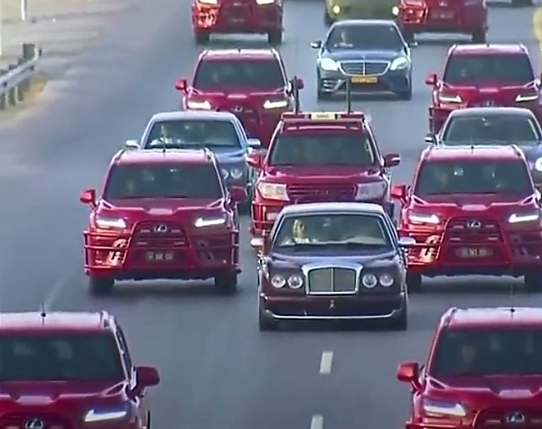 Check Out The Convoy Of Red Customized Lexus SUVs Surrounding Sultan Of Oman’s Bentley Arnage - autojosh
