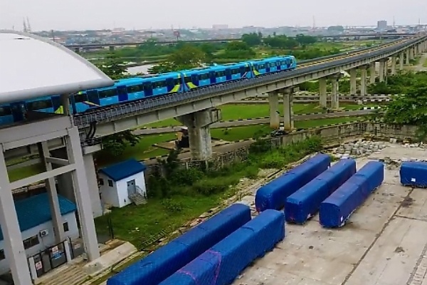 ‘Shorter Wait Times’ : Sanwo-Olu Announces The Delivery Of Three Train Sets For Lagos Blue Line - autojosh 
