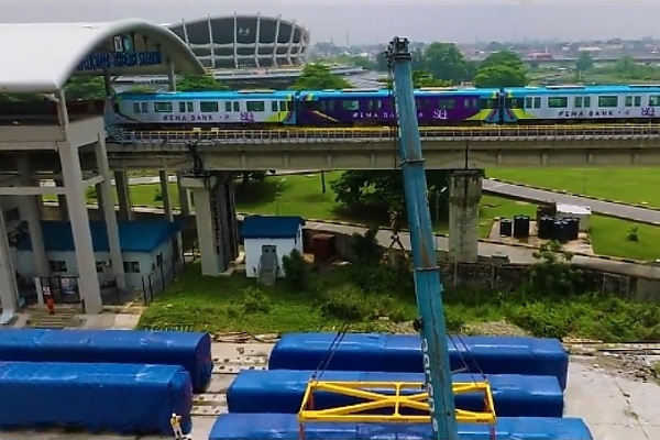 ‘Shorter Wait Times’ : Sanwo-Olu Announces The Delivery Of Three Train Sets For Lagos Blue Line - autojosh 