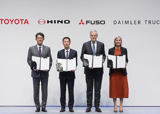 Toyota’s Hino And Daimler Truck’s Mitsubishi Fuso Merges To Create New Global “Truck Powerhouse” - autojosh