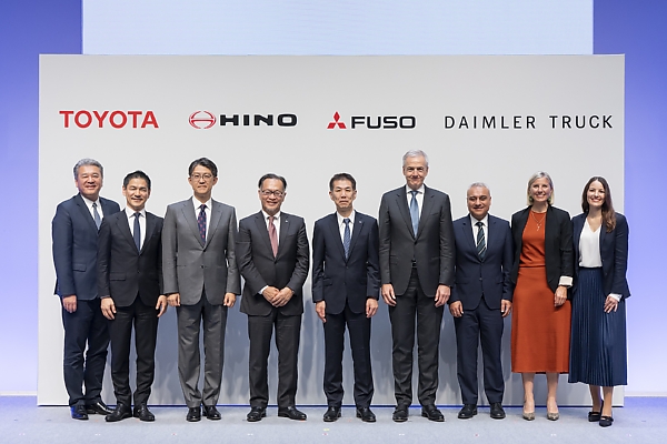 Toyota’s Hino And Daimler Truck’s Mitsubishi Fuso Merges To Create New Global “Truck Powerhouse” - autojosh 