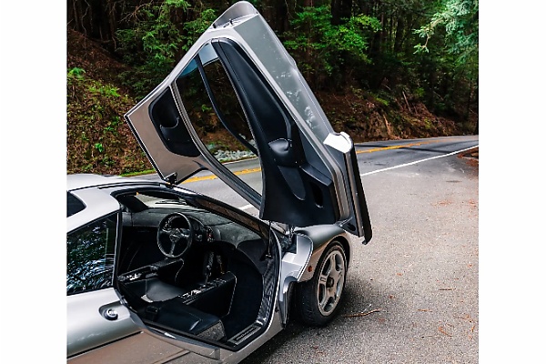 Ultra-rare 1997 McLaren F1 Owned By Oracle CEO Larry Ellison Could Fetch $23 Million At Auction - autojosh 