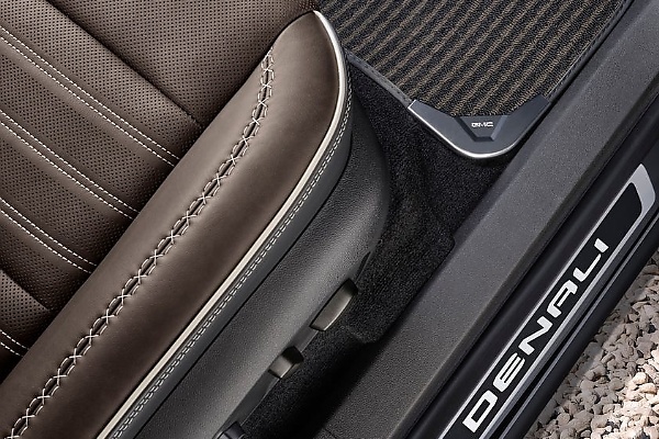 2026 GMC Acadia Mid-size SUV Receives Top-of-the-line Denali Ultimate Trim - autojosh 