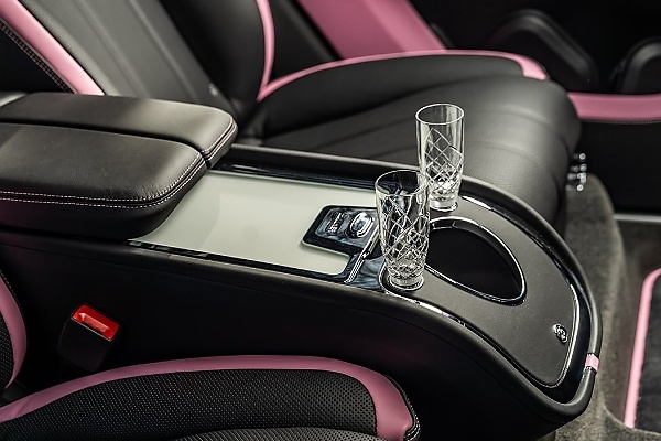 Bentley Bentayga Now Available In 111+ Exterior Colours, Including Eye-catching Pink - autojosh 