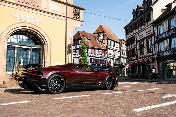 Bugatti Takes W16 Mistral To 250 Miles, Top-speed Of 186 MPH Before Delivering $5m Hypercar To Their Owners - autojosh 