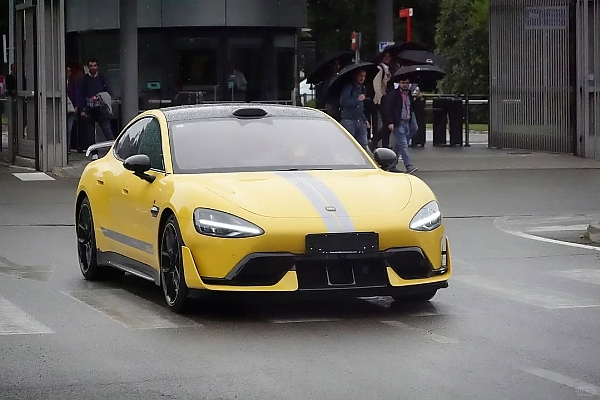 Xiaomi SU7 Ultra Spotted At Ferrari Factory Ahead Of Launch Of The Italian Brand’s First-ever Electric Car - autojosh 
