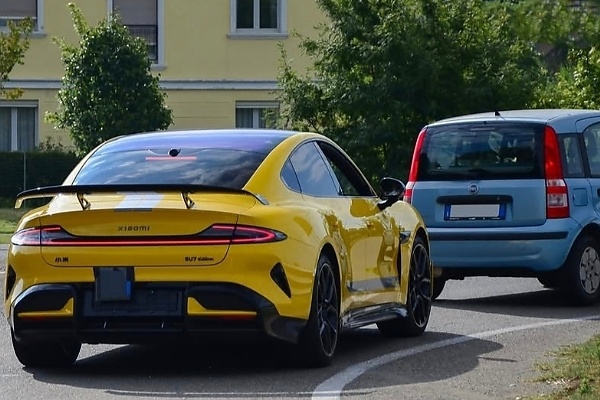 Xiaomi SU7 Ultra Spotted At Ferrari Factory Ahead Of Launch Of The Italian Brand’s First-ever Electric Car - autojosh 