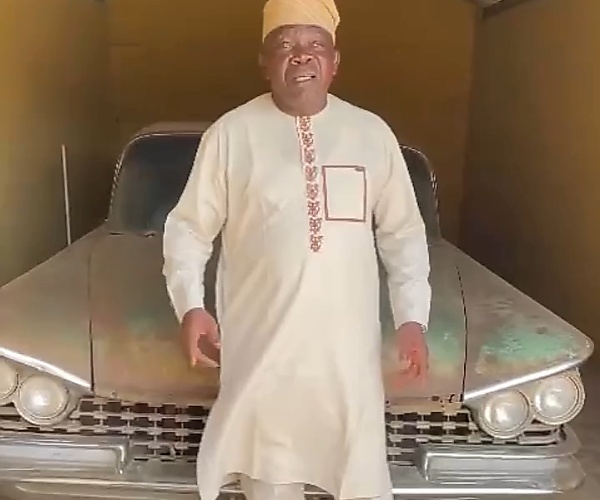 Apala Singer, Musiliu Haruna Ishola, Poses With 1959 Buick Electra Owned By Former Balogun Of Ijebu Land - autojosh 