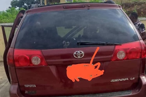 NVIS : FRSC Anambra Recovers Stolen Toyota Sienna That Was Reported Missing For Three Years - autojosh