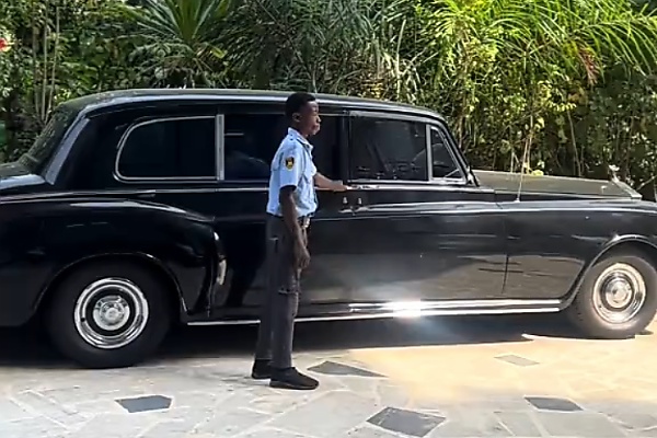 Eleganza : Inside Billionaire Okoya’s Garage, Featuring Rolls-Royces, Including Silver Cloud And Cullinan - autojosh 