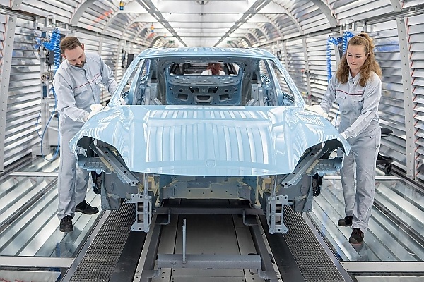 12 Years After : Porsche Macan Reaches One Million Production Milestone - autojosh 