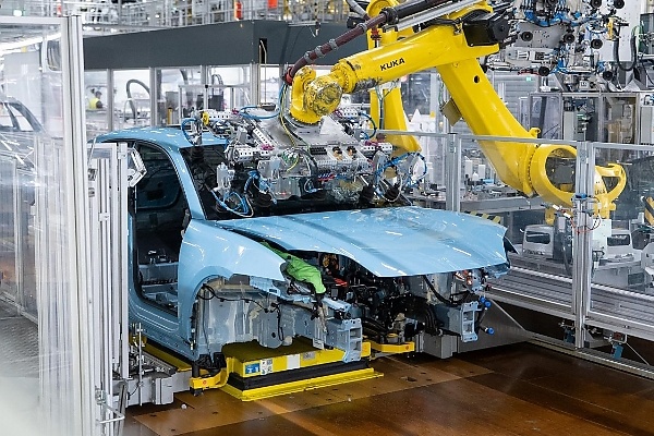 12 Years After : Porsche Macan Reaches One Million Production Milestone - autojosh 