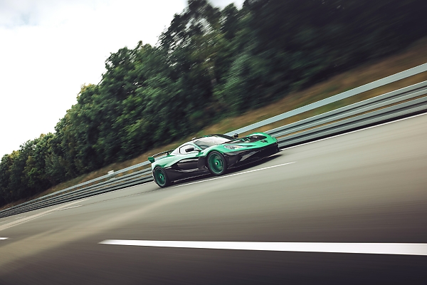 Rimac Nevera R Electric Hypercar Smashes Koenigsegg Jesko Absolut’s 0-400-0 km/h Record - autojosh