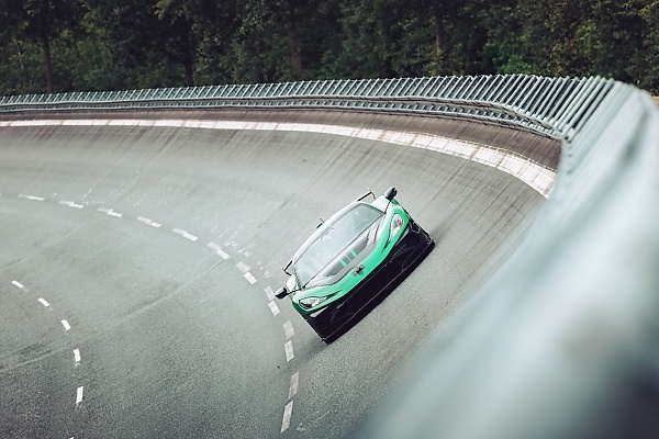 Rimac Nevera R Electric Hypercar Smashes Koenigsegg Jesko Absolut’s 0-400-0 km/h Record - autojosh