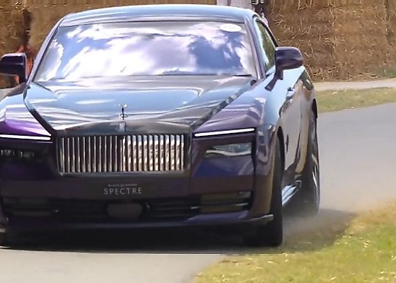 Watch : Rolls-Royce Pushed 659-hp Black Badge Spectre To Its Limit At The Goodwood Festival Of Speed - autojosh