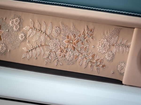 Rolls-Royce Unveils One-Off Phantom Dentelle Commissioned By A Client As A Gift For Their Father - autojosh 