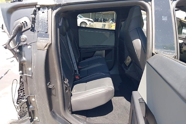 Tesla Cybertruck Split In Two After Tank-like Mercedes G-Class Crashed Into It, Comes Up For Sale - autojosh 