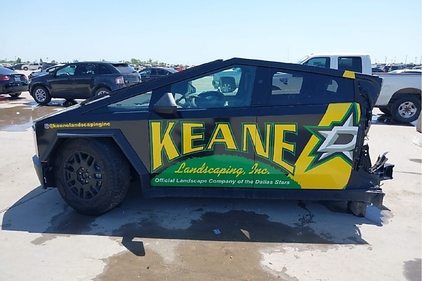 Tesla Cybertruck Split In Two After Tank-like Mercedes G-Class Crashed Into It, Comes Up For Sale - autojosh 