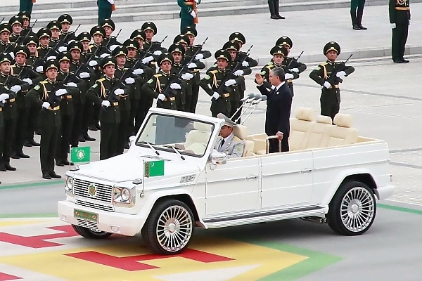 Today’s Photos : Turkmenistan President Inspect The Parade In Roofless Mercedes G-Class ‘Parade Phaeton’ - autojosh 