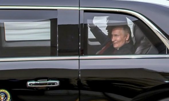 Alaska Summit : Vladimir Putin Shares A Ride With Trump In The Armored Beast - autojosh