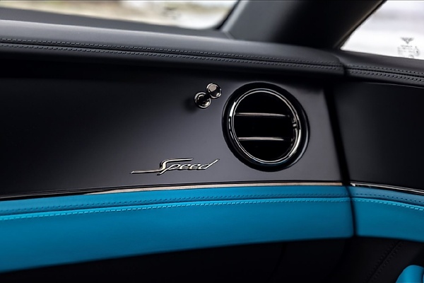 Bentley Introduces Fading ‘Ombre by Mulliner’ Paint Offering That Requires Over 56 Hours To Apply - autojosh 